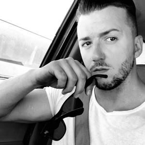 Meet your Posher, Alen